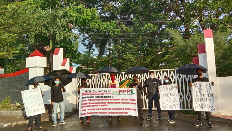Simbol Perlawanan Perusak Lingkungan Salim Kancil
