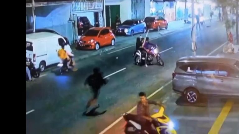 Aksi Brutal Geng Motor Di Makassar